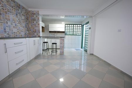Casa para alugar com 152m², 3 quartos e 3 vagas Casa para alugar com 152m², 3 quartos e 3 vagasCozinha