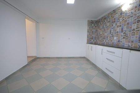 Casa para alugar com 152m², 3 quartos e 3 vagas Casa para alugar com 152m², 3 quartos e 3 vagasCozinha