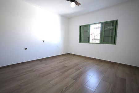 Casa para alugar com 152m², 3 quartos e 3 vagas Casa para alugar com 152m², 3 quartos e 3 vagasQuarto 2