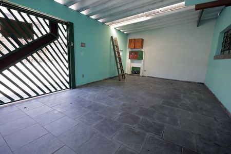 Casa para alugar com 152m², 3 quartos e 3 vagas Casa para alugar com 152m², 3 quartos e 3 vagasGaragem