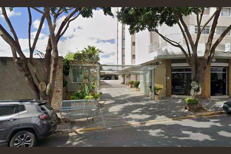 Apartamento à venda com 72m², 2 quartos e 1 vaga Apartamento à venda com 72m², 2 quartos e 1 vagaFachada