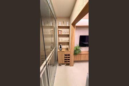 Apartamento à venda com 49m², 2 quartos e 1 vaga Apartamento à venda com 49m², 2 quartos e 1 vagaVaranda