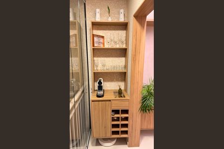 Apartamento à venda com 49m², 2 quartos e 1 vaga Apartamento à venda com 49m², 2 quartos e 1 vagaVaranda
