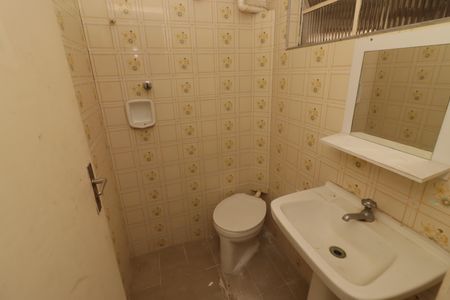 Casa para alugar com 160m², 3 quartos e 2 vagasBanheiro de serviço