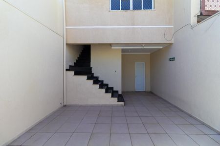 Casa à venda com 286m², 4 quartos e 2 vagas Casa à venda com 286m², 4 quartos e 2 vagasGaragem