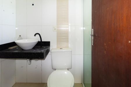 Casa à venda com 286m², 4 quartos e 2 vagas Casa à venda com 286m², 4 quartos e 2 vagasBanheiro da Suíte 2