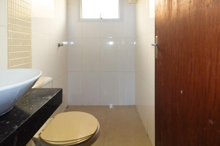 Casa à venda com 286m², 4 quartos e 2 vagas Casa à venda com 286m², 4 quartos e 2 vagasBanheiro da Suíte 1