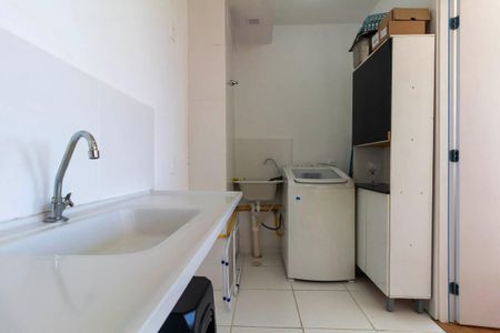 Apartamento para alugar com 34m², 2 quartos e sem vaga Apartamento para alugar com 34m², 2 quartos e sem vagaCozinha e Área de Serviço