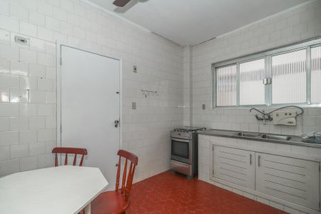 Apartamento para alugar com 205m², 4 quartos e 2 vagas Apartamento para alugar com 205m², 4 quartos e 2 vagasCozinha