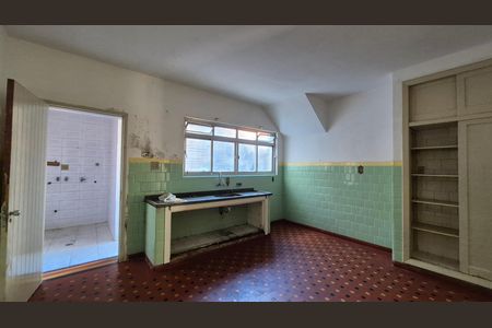 Casa à venda com 128m², 3 quartos e 2 vagas Casa à venda com 128m², 3 quartos e 2 vagasCozinha