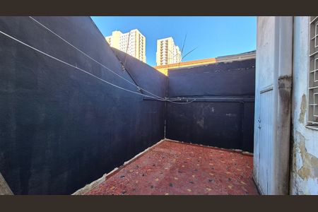 Casa à venda com 128m², 3 quartos e 2 vagas Casa à venda com 128m², 3 quartos e 2 vagasArea externa