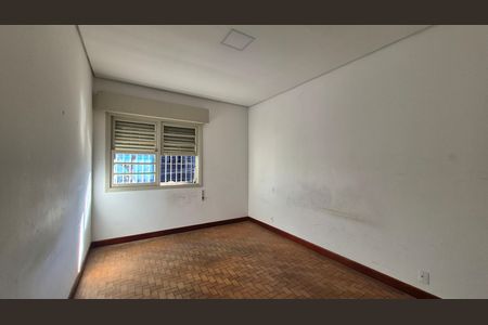 Casa à venda com 128m², 3 quartos e 2 vagas Casa à venda com 128m², 3 quartos e 2 vagasQuarto