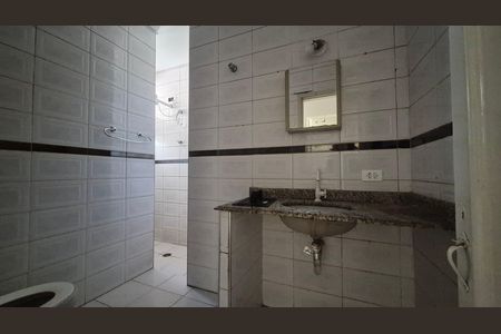 Casa à venda com 128m², 3 quartos e 2 vagas Casa à venda com 128m², 3 quartos e 2 vagasBanheiro