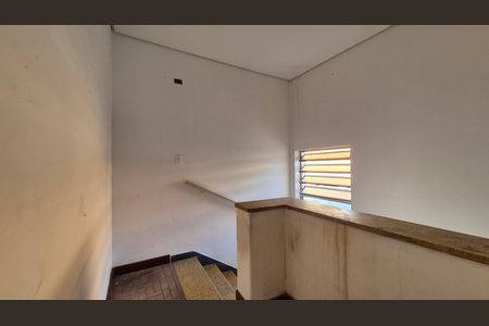 Corredor de casa à venda com 3 quartos, 128m² em Vila Leopoldina, Santo André