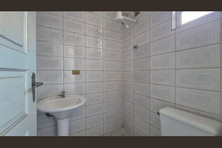 Casa à venda com 128m², 3 quartos e 2 vagas Casa à venda com 128m², 3 quartos e 2 vagasBanheiro