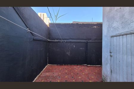 Casa à venda com 128m², 3 quartos e 2 vagas Casa à venda com 128m², 3 quartos e 2 vagasArea externa