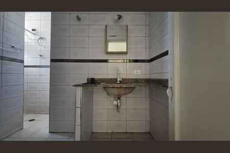 Casa à venda com 128m², 3 quartos e 2 vagas Casa à venda com 128m², 3 quartos e 2 vagasBanheiro