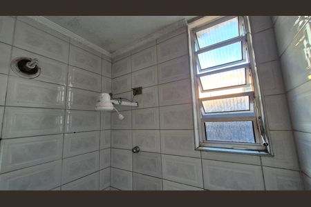 Casa à venda com 128m², 3 quartos e 2 vagas Casa à venda com 128m², 3 quartos e 2 vagasBanheiro
