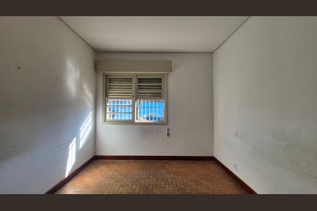 Casa à venda com 128m², 3 quartos e 2 vagas Casa à venda com 128m², 3 quartos e 2 vagasQuarto