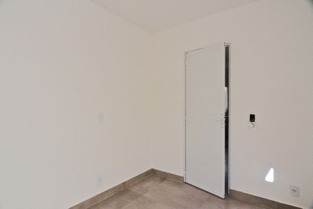 Quarto de kitnet/studio para alugar com 1 quarto, 24m² em Vila Diva, São Paulo