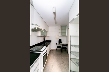 Apartamento para alugar com 75m², 2 quartos e 2 vagas Apartamento para alugar com 75m², 2 quartos e 2 vagasCozinha