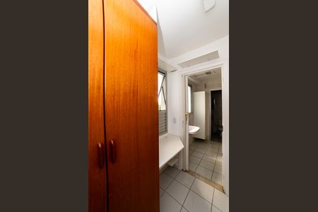 Apartamento para alugar com 75m², 2 quartos e 2 vagas Apartamento para alugar com 75m², 2 quartos e 2 vagasQuarto de Serviço