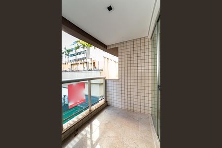 Apartamento para alugar com 75m², 2 quartos e 2 vagas Apartamento para alugar com 75m², 2 quartos e 2 vagasVaranda