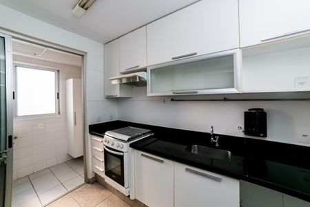 Apartamento para alugar com 75m², 2 quartos e 2 vagas Apartamento para alugar com 75m², 2 quartos e 2 vagasCozinha