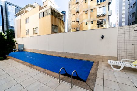 Apartamento para alugar com 75m², 2 quartos e 2 vagas Apartamento para alugar com 75m², 2 quartos e 2 vagasÁrea comum - Piscina