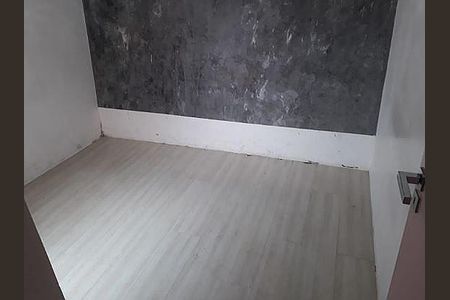 Casa à venda com 4 quartos, 256m² em Bela Aliança, São Paulo