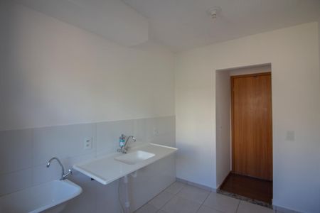 Apartamento à venda com 48m², 2 quartos e 1 vaga Apartamento à venda com 48m², 2 quartos e 1 vagaCozinha e Área de Serviço
