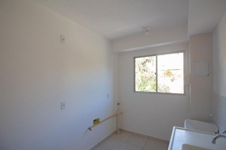 Apartamento à venda com 48m², 2 quartos e 1 vaga Apartamento à venda com 48m², 2 quartos e 1 vagaCozinha e Área de Serviço