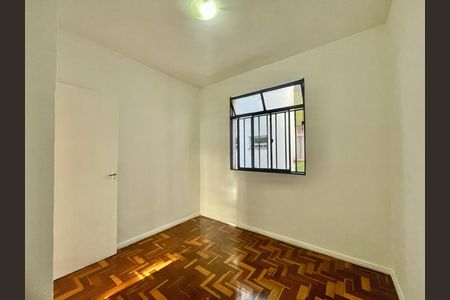Apartamento para alugar com 60m², 3 quartos e sem vaga