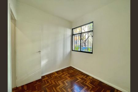 Apartamento para alugar com 60m², 3 quartos e sem vaga