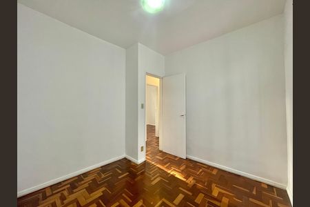 Apartamento para alugar com 60m², 3 quartos e sem vaga