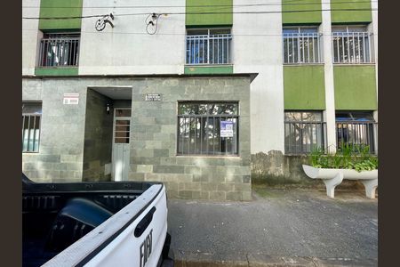 Apartamento para alugar com 60m², 3 quartos e sem vaga