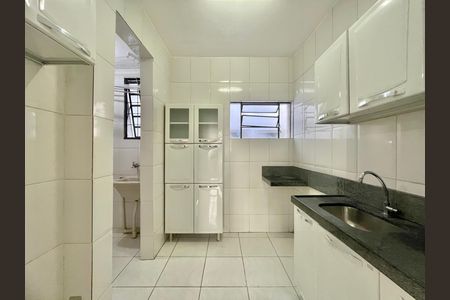 Apartamento para alugar com 60m², 3 quartos e sem vaga