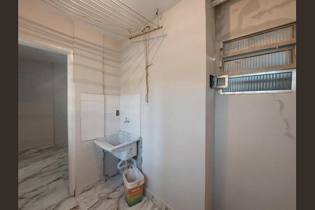 Apartamento à venda com 50m², 2 quartos e sem vaga Apartamento à venda com 50m², 2 quartos e sem vagaLavanderia