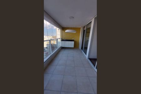 Apartamento à venda com 52m², 1 quarto e 1 vaga Apartamento à venda com 52m², 1 quarto e 1 vagaVaranda