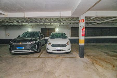 Garagem de apartamento à venda com 1 quarto, 47m² em Rio Branco, Porto Alegre