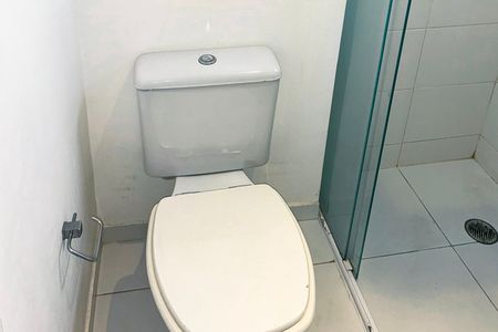 Apartamento para alugar com 48m², 3 quartos e 1 vaga Apartamento para alugar com 48m², 3 quartos e 1 vagaBanheiro da Suíte 1