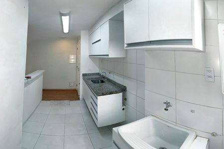 Apartamento para alugar com 48m², 3 quartos e 1 vaga Apartamento para alugar com 48m², 3 quartos e 1 vagaCozinha e Área de Serviço