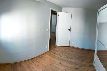 Suíte 1 de apartamento para alugar com 3 quartos, 48m² em Vila Suzana, São Paulo