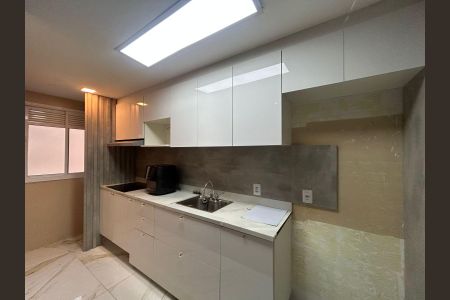 Apartamento para alugar com 51m², 2 quartos e 1 vagaCozinha e Área de Serviço