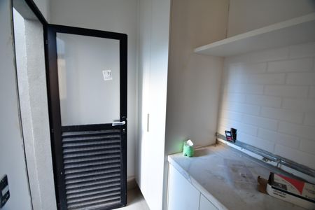 Casa de condomínio à venda com 130m², 3 quartos e 2 vagasÁrea de Serviço