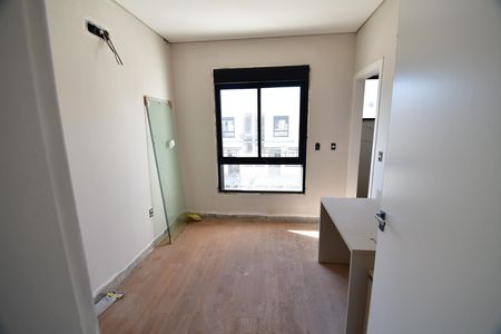 Casa de condomínio à venda com 130m², 3 quartos e 2 vagasSuíte
