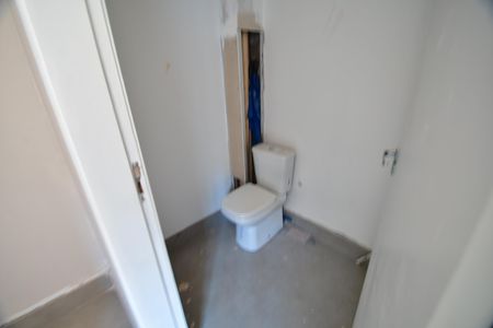 Casa de condomínio à venda com 130m², 3 quartos e 2 vagasLavabo