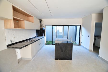 Casa de condomínio à venda com 130m², 3 quartos e 2 vagasCozinha
