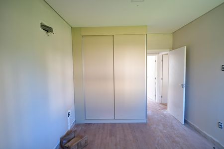 Casa de condomínio à venda com 130m², 3 quartos e 2 vagasSuíte 2