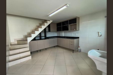 Casa à venda com 128m², 3 quartos e 1 vaga